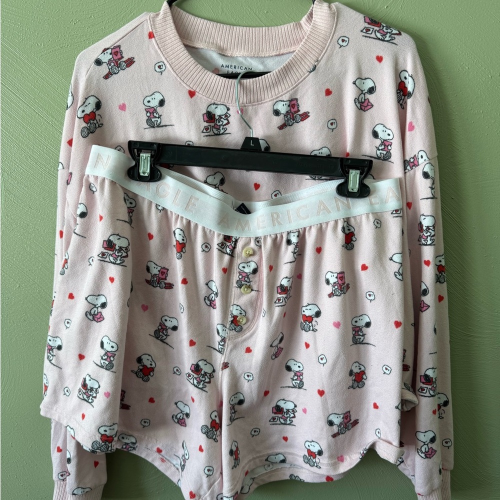 American Eagle Outfitters Valentines Snoopy Pajama Set